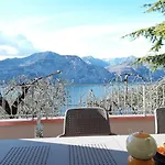 Casa Punta Veleno 아파트