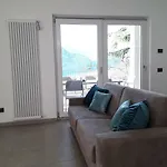 Casa Punta Veleno 아파트