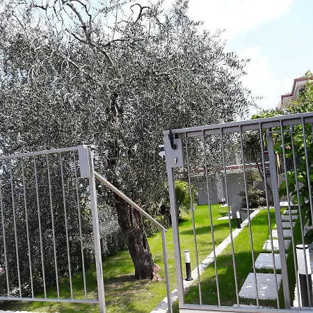 Casa Punta Veleno * ブレンゾーネ